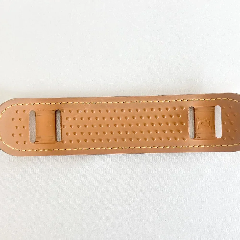 Louis Vuitton Shoulder Strap Pad - Picture 5 of 6